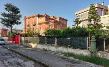 ARCO FELICE Attico con Terrazzo a Livello