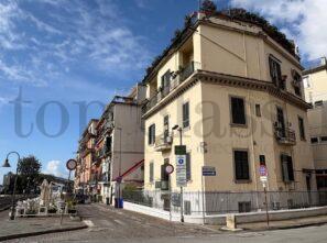 POZZUOLI – VIA SACCHINI