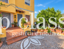 POZZUOLI – ARCO FELICE | SOLUZIONE INDIPENDENTE CON DUE UNITÀ IMMOBILIARI, TAVERNA, GIARDINO E POSTI AUTO 